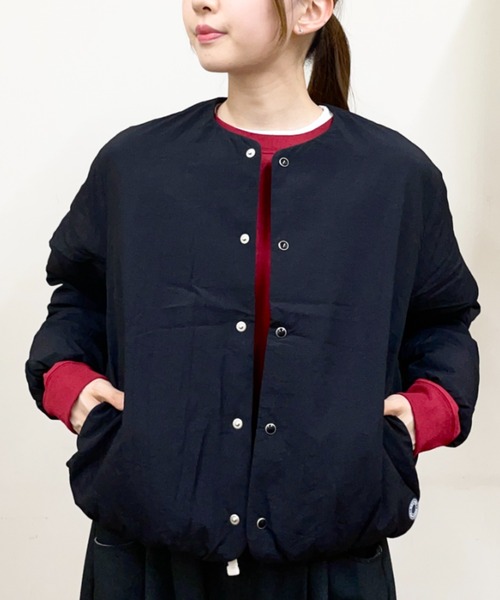 ORCIVAL(オーシバル)の「ORCIVAL/オーシバル ライトダウンノーカラーブルゾン LIGHT DOWN NO COLLAR BLOUSON OR-A0832 LAI(ダウンジャケット/コート・レディース・ベージュ/ブラック・2)」の1枚目の写真