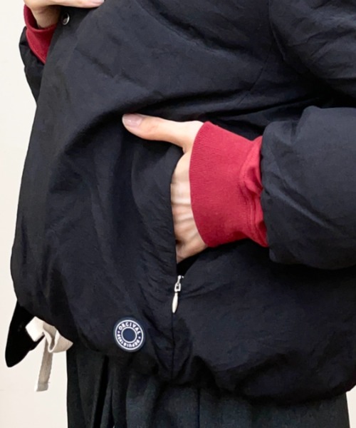 ORCIVAL(オーシバル)の「ORCIVAL/オーシバル ライトダウンノーカラーブルゾン LIGHT DOWN NO COLLAR BLOUSON OR-A0832 LAI(ダウンジャケット/コート・レディース・ベージュ/ブラック・2)」の9枚目の写真