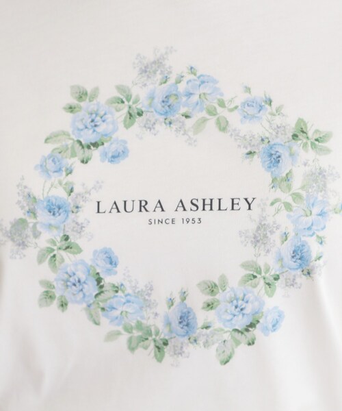 LAURA ASHLEY(ローラアシュレイ)の「【コットン100%/洗える】リースフローラル プリントTシャツ(Tシャツ/カットソー・レディース・サックスブルー/ネイビー/オフホワイト・38/40)」の7枚目の写真