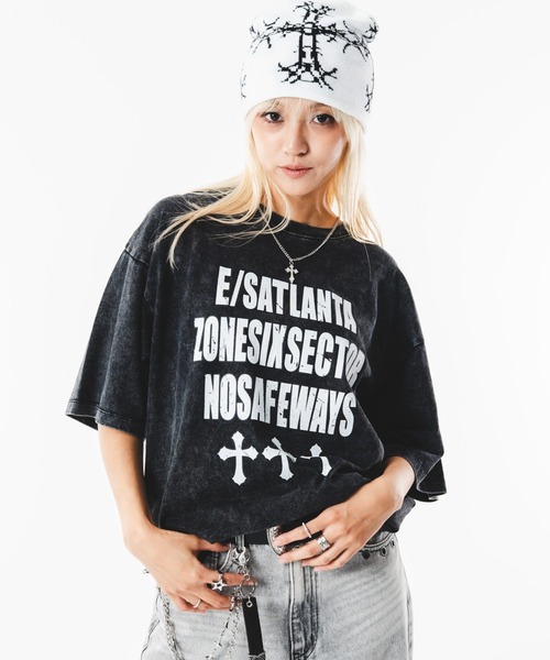 SHORT ROUND(ショートラウンド)の「SHORT ROUND/【26年春夏新作】アクセ付きブリーチビッグロゴT(Tシャツ/カットソー・メンズ・ワイン/ブラック系その他/ホワイト・MEDIUM/LARGE)」の10枚目の写真