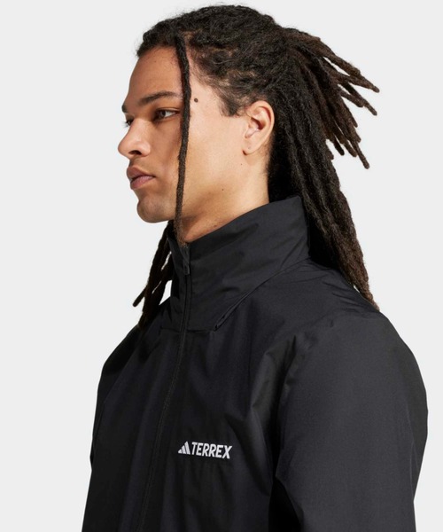 adidas(アディダス)の「マルチ エッセンシャルズ 2L レインジャケット / アディダス adidas(ナイロンジャケット・メンズ・ブラック・XX-LARGE/3XL/LARGE/MEDIUM/SMALL/X-LARGE)」の6枚目の写真