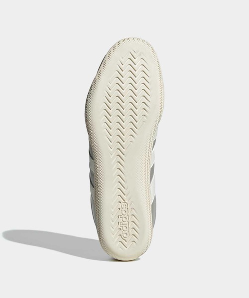 adidas(アディダス)の「グランドコート ロー / Grand Court Lo スニーカー アディダス adidas(スニーカー・レディース・シルバー系その他・26.0cm/25.5cm/26.5cm/27.0cm/27.5cm/22.0cm/22.5cm/23.0cm/23.5cm/24.5cm/24.0cm/28.0cm/25.0cm)」の3枚目の写真