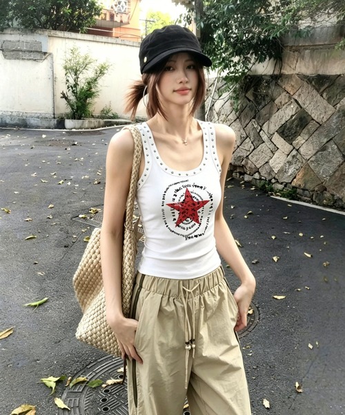 SHEPP(シープ)の「スターサークルロゴ スタッズタンクトップ ノースリーブ(タンクトップ・レディース・ブラック/ホワイト・L/M)」の13枚目の写真