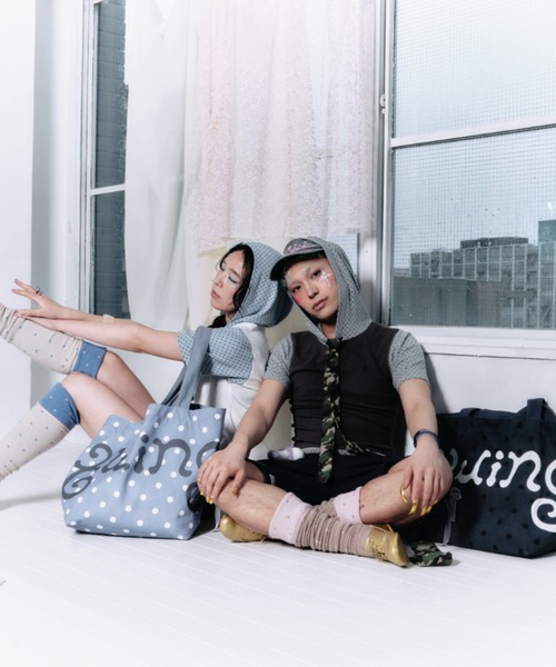 twins(nemne store)(ツインズ)の「Dots Hooded tee(Tシャツ/カットソー・レディース・White/チャコール・フリー)」の4枚目の写真