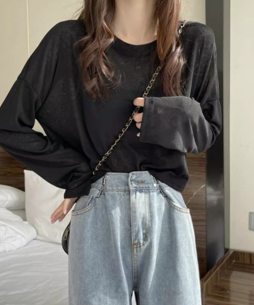 deux amour(ドゥーザムール)の「シアー長袖クロップド丈トップス(Tシャツ/カットソー・レディース・イエロー/ホワイト/ブラック/ブルー/ライトグリーン/エメラルド/ラベンダー・FREE)」の11枚目の写真