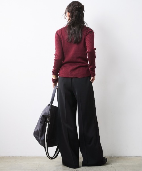 CHIC STYLE（シックスタイル）の「ライトリブタートルニット＜大きいサイズ有＞シックスタイル（ニット/セーター・レディース・グレー/ワイン/ブラック・5L/4L/3L/LL/L/M）」の5枚目の写真