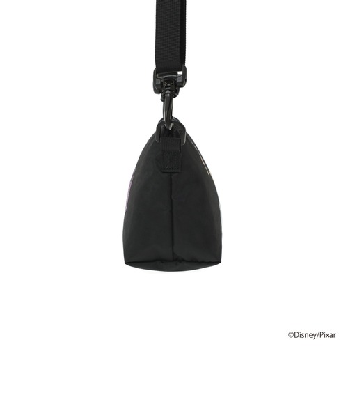 Manhattan Portage(マンハッタンポーテージ)の「ZUCCOTTI CLUTCH 420D NYLON / TOY / 26(ショルダーバッグ・レディース・ブラック・X-SMALL)」の2枚目の写真