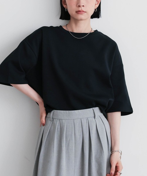 for/c(フォーシー)の「コクーンシルエットハーフスリーブトップス【サスティナブル】(Tシャツ/カットソー・レディース・ブラック/アイボリー・L/M)」の9枚目の写真