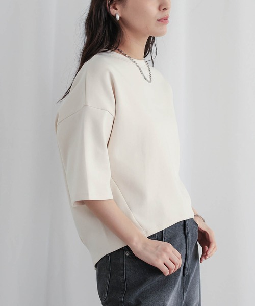 for/c(フォーシー)の「コクーンシルエットハーフスリーブトップス【サスティナブル】(Tシャツ/カットソー・レディース・ブラック/アイボリー・L/M)」の15枚目の写真