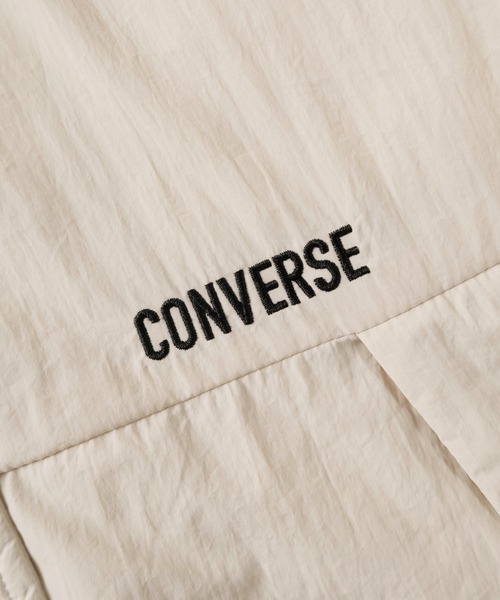 CONVERSE(コンバース)の「【71】【CONVERSE/コンバース】スタンドカラー ファイバーダウン パディング ブルゾン/ジャケット/ライトアウター/中綿/レディース(ダウンジャケット/コート・レディース・ブラック/ピンク/アイボリー・M/L)」の4枚目の写真