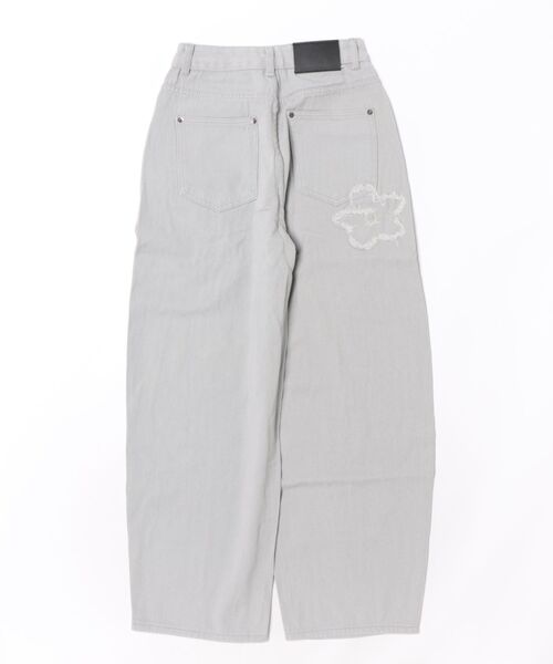 UP START(アップスタート)の「【LAMPOON】フラワーデニムパンツ(デニムパンツ・レディース・グレー・SMALL/LARGE/MEDIUM)」の6枚目の写真