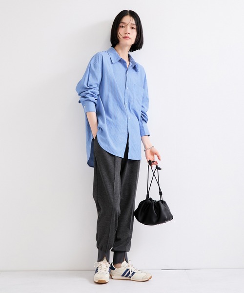 le cercle ADAM ET ROPE'（ルセルクルアダムエロペ）の「ストライプシャツ（シャツ/ブラウス・レディース・ブルー系その他4/ホワイト系その他5・FREE）」の11枚目の写真