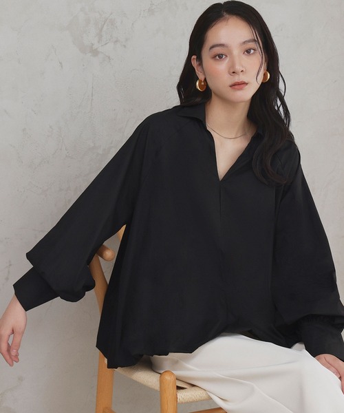 ELFRANK(エルフランク)の「【2026AW】【綿100%使用】オーバーサイズボリュームスリーブVネックブラウス コットン(シャツ/ブラウス・レディース・ブラック/オフホワイト・FREE)」の7枚目の写真