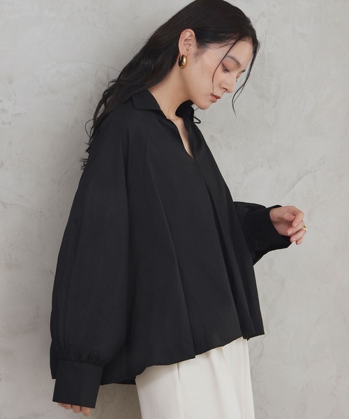 ELFRANK(エルフランク)の「【2026AW】【綿100%使用】オーバーサイズボリュームスリーブVネックブラウス コットン(シャツ/ブラウス・レディース・ブラック/オフホワイト・FREE)」の8枚目の写真