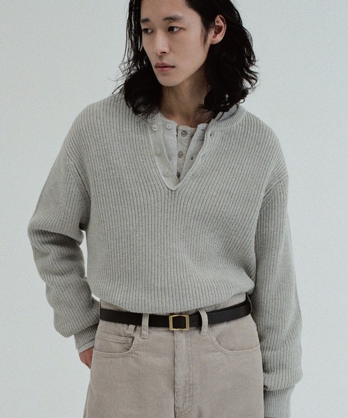 WYM LIDNM(ウィム バイ リドム)の「WOOL BLEND 14G HENLEY KNIT(ニット/セーター・メンズ・チャコール/ライトグレー/ブラウン/ダークグレー・M/L/XS/S)」の15枚目の写真