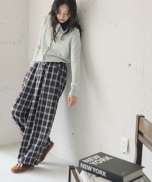 mili an deni（ミリアンデニ）の「ポロ襟配色ニットプルオーバー（ニット/セーター・レディース・チャコールグレー/ミント/ライトグレー・M）」の16枚目の写真