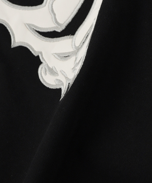 SUPPLIER(サプライヤー)の「SUPPLIER / サプライヤー Bones Leather Patch Zip Hoodie(パーカー・メンズ・グレー/ブラック・MEDIUM/LARGE)」の6枚目の写真