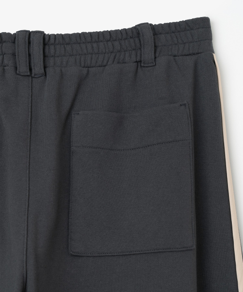 MILLO WOMEN（ミロウーマン）の「バインディングスウェットパンツ [チャコール]（スウェットパンツ・レディース・その他・MEDIUM/SMALL）」の5枚目の写真