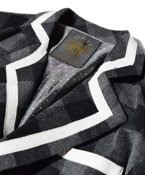 ALDIES(アールディーズ)の「Blinded Jacket チェック柄 テーラードジャケット(テーラードジャケット・メンズ・レッド/ブラック/マルチ・MEDIUM/SMALL/LARGE)」の14枚目の写真