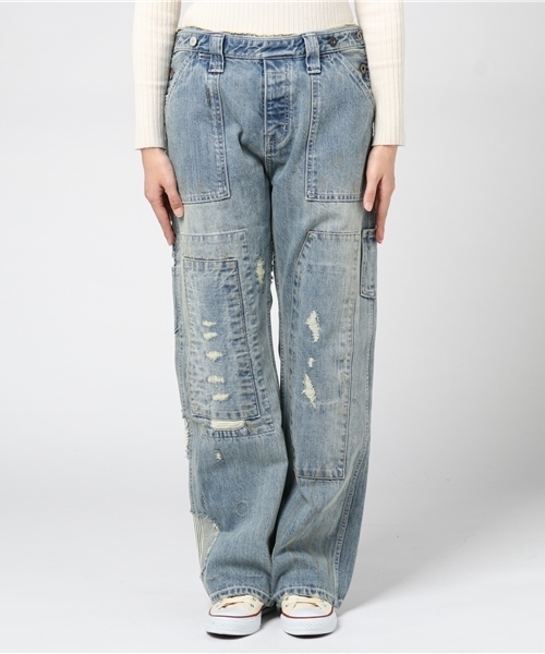 OLD BETTY'S(オールドベティーズ)の「Denim Damage Bib Overall Pants/デニムダメージビブオーバーオールパンツ(デニムパンツ・レディース・インディゴブルー・FREE)」の2枚目の写真
