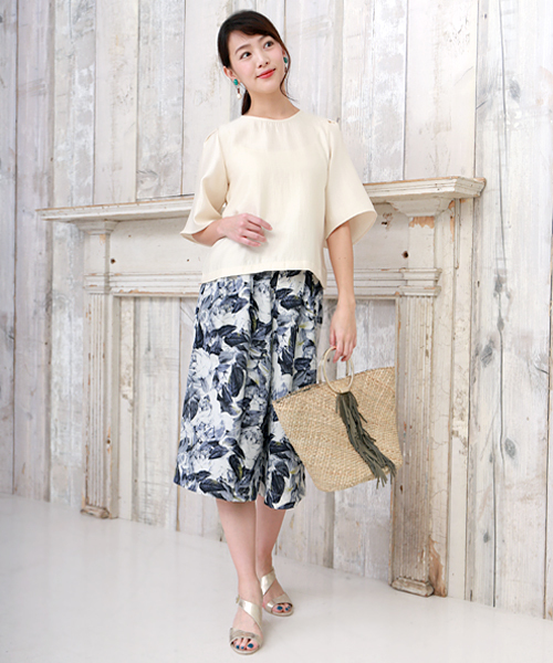 Bou Jeloud（ブージュルード）の「リーフリゾート柄ガウチョパンツ（その他パンツ・レディース・イエロー/ブラック・38/40）」の6枚目の写真