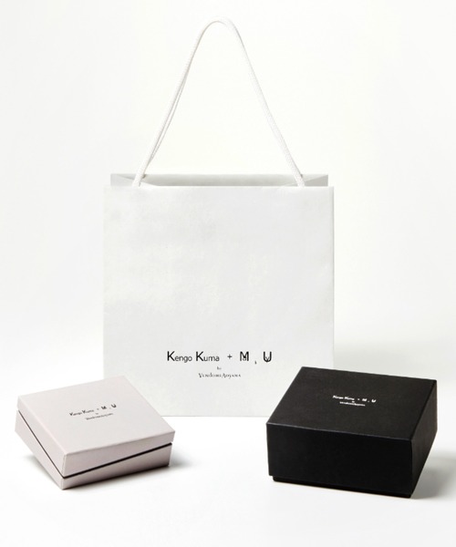 Kengo Kuma + MA,YU （ケンゴ クマ プラス マユ ）の「ケンゴ クマ プラス マユ ピアス（ピアス（両耳用）・レディース・イエローゴールド・ONE SIZE）」の7枚目の写真