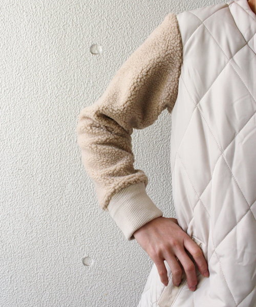 ottilie（オティーリエ）の「（WEB限定）袖ボア切り替えミリタリーコート（ミリタリージャケット・レディース・アイボリー/ベージュ・FREE）」の8枚目の写真