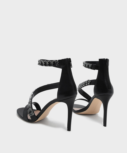 CHARLES & KEITH(チャールズ & キース)の「エンベリッシュスティレットサンダル / EMBELLISHED STILETTO SANDALS(サンダル・レディース・ブラック/アイボリー・23cm/23.5cm/24.5cm/25cm)」の5枚目の写真