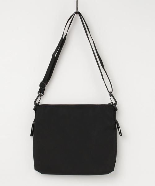 NEW ERA(ニューエラ)の「WEGO/NEWERA サコッシュ(ショルダーバッグ・メンズ・ブラック・FREE)」の2枚目の写真