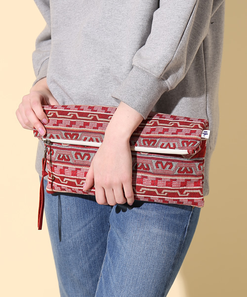 coen（コーエン）の「【Market】ジャガードクラッチ（クラッチバッグ・レディース・ネイビー/レッド・FREE）」の2枚目の写真