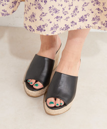 DISCOAT | ジュートサンダル。プロフィールのURLからお買い得価格でご覧頂けます。(サンダル)