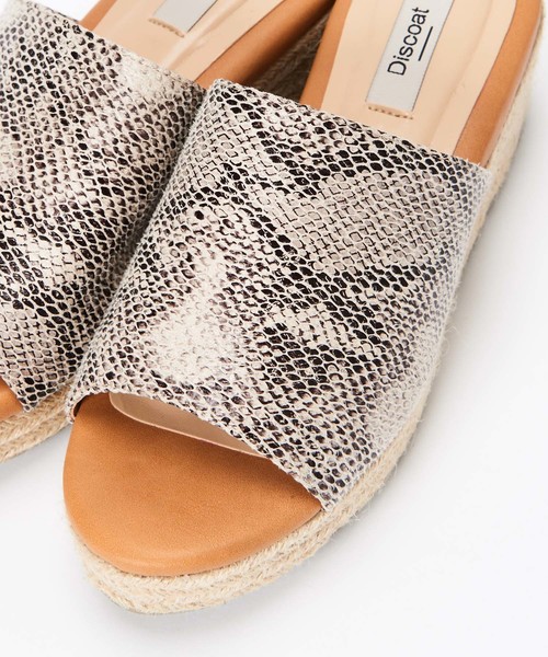DISCOAT（ディスコート）の「ジュートサンダル/パイソン柄（サンダル・レディース・ベージュ/シルバー/ブラック・L/S/M）」の9枚目の写真