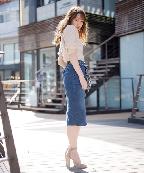 LIPSERVICE(リップサービス)の「スカーフベルト付Iラインスカート(スカート・レディース・ベージュ/ブルー系その他・S/M)」の5枚目の写真