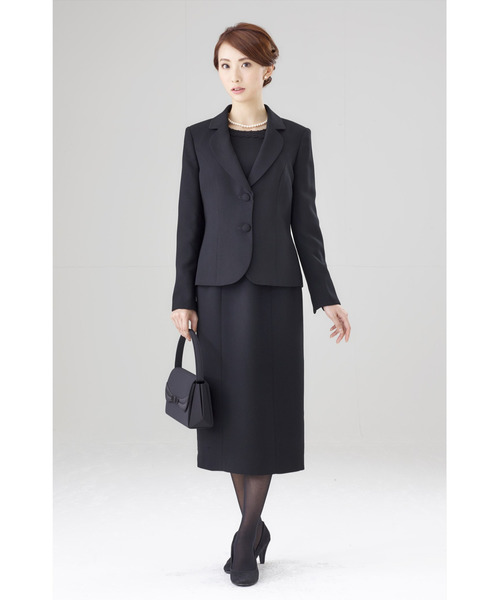 MONOIR(モノワール)の「濃染加工アンサンブル(ジャケットワンピース)(アンサンブル・レディース・ブラック・11号/9号/13号/17号/19号/15号/21号)」の1枚目の写真