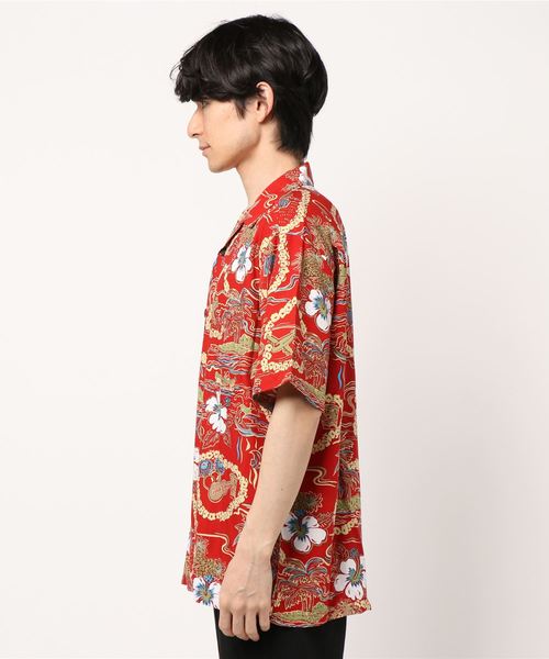 TONE SELECT WEAR(トーンセレクトウェア)の「【Royal Hawaiian Creations/ロイヤルハワイアンクリエーションズ】RAYON ALOHA SHIRT (UN)(シャツ/ブラウス・メンズ・ブラック/レッド・SMALL/MEDIUM)」の3枚目の写真