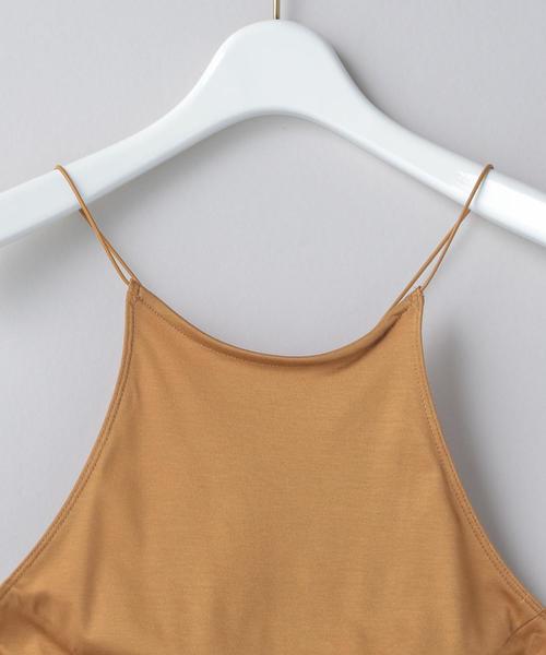 BEAUTY&YOUTH UNITED ARROWS（ビューティーアンドユースユナイテッドアローズ）の「＜ELIN＞BACK CROSS CAMISOLE/キャミソール Ψ（キャミソール・レディース・ベージュ/ブラック・36/38）」の4枚目の写真