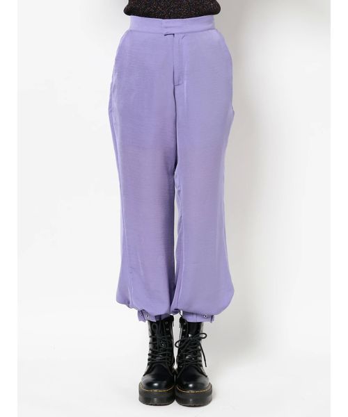 jouetie(ジュエティ)の「ヘムベルトサテンパンツ(その他パンツ・レディース・ブラック/ラベンダー/ベージュ・MEDIUM)」の14枚目の写真