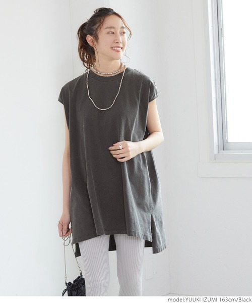 coca(coca)(コカ)の「ピグメントNSサイドスリットトップス(Tシャツ/カットソー・レディース・ブラック/ベージュ/パープル/ライトグリーン・ONE SIZE)」の3枚目の写真