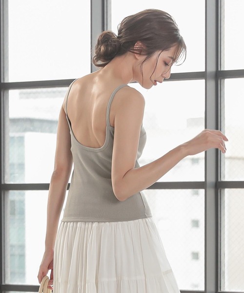 KOBE LETTUCE(コウベレタス)の「カップ付きバックオープンリブキャミソール&タンクトップ(その他アンダーウェア/インナー・レディース・ホワイト系その他/ベージュ系その他/ホワイト系その他2/グリーン系その他/モカ/ブラウン系その他/ライトベージュ/ブラック/ブラック系その他/グリーン系その他2・L/MEDIUM/SMALL/M/S/LARGE)」の9枚目の写真