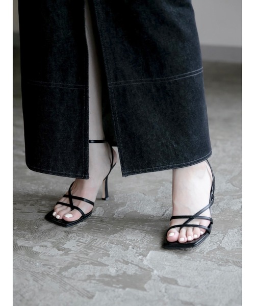 amel（エイメル）の「ナローストラップヒールサンダル（サンダル・レディース・ブラック・24.5cm/23.0cm/24.0cm/25.0cm/23.5㎝）」の10枚目の写真