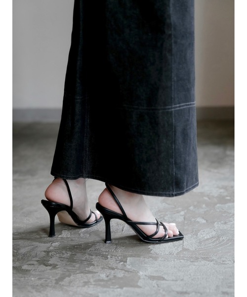 amel（エイメル）の「ナローストラップヒールサンダル（サンダル・レディース・ブラック・24.5cm/23.0cm/24.0cm/25.0cm/23.5㎝）」の13枚目の写真