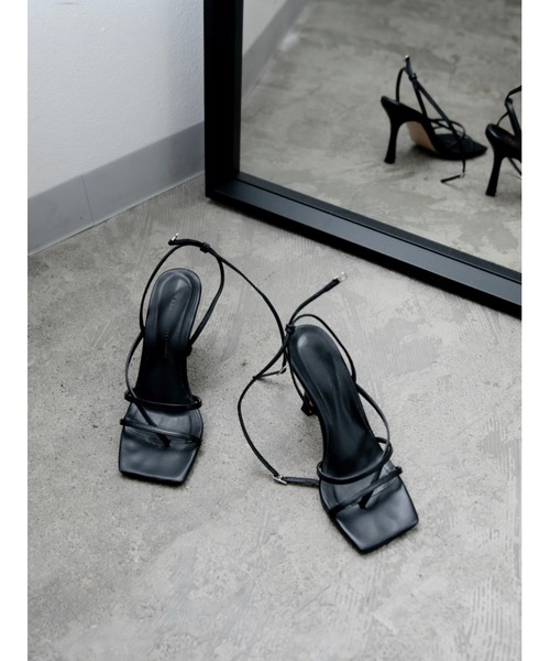 amel（エイメル）の「ナローストラップヒールサンダル（サンダル・レディース・ブラック・24.5cm/23.0cm/24.0cm/25.0cm/23.5㎝）」の14枚目の写真
