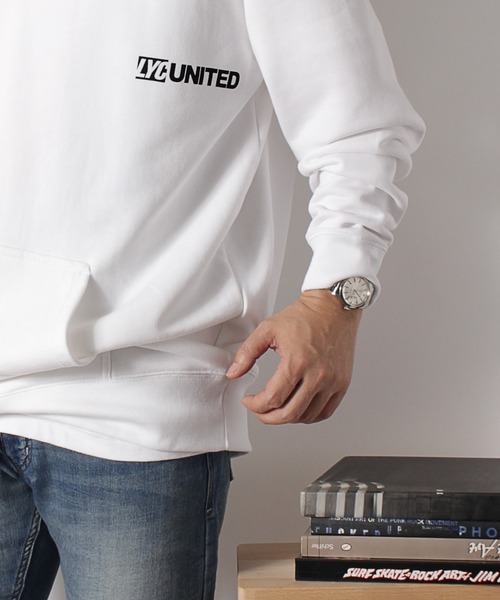 LIBERTY CITY（リバティシティ）の「【LIBERTY CITY/リバティーシティ】 [UNITED] ルーズフィット・パーカー（パーカー・メンズ・ホワイト/ブラック/グレー・2/3）」の14枚目の写真