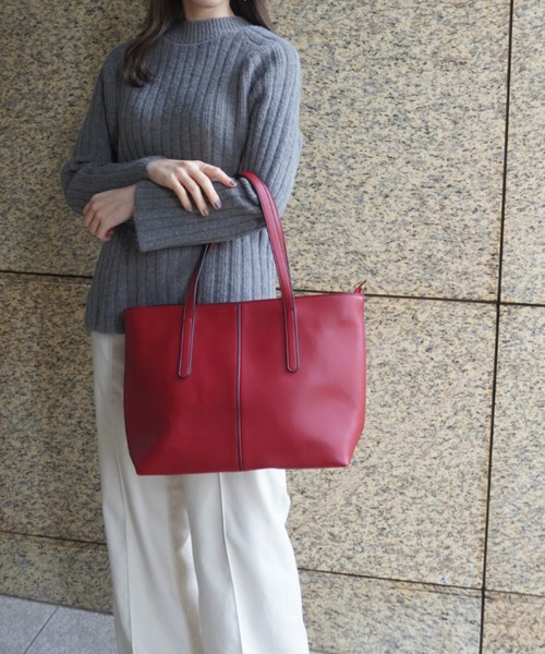 yuue' ( wear )(ユーイ)の「シンプルフェイクレザートートバッグ(トートバッグ・レディース・ライトグレー/ブラック/レッド・FREE)」の3枚目の写真