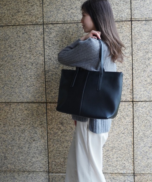 ♥シンプルレザーミディアムトートバッグ♥追跡有 オトナ可愛い♡】Prada ミディアム レザートート (PRADA/トート