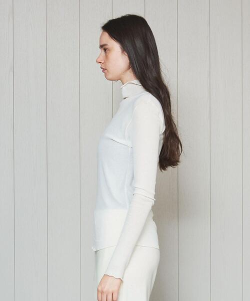 H　BEAUTY&YOUTH UNITED ARROWS（エイチビューティーアンドユースユナイテッドアローズ）の「＜H＞COTTON SHEER HIGH NECK PULLOVER/カットソー（Tシャツ/カットソー・レディース・イエロー/オフホワイト/ブラック・FREE）」の4枚目の写真