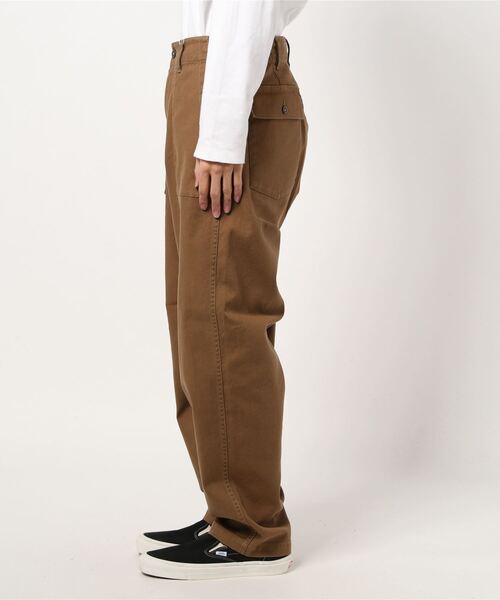 ADAM ET ROPE'（アダムエロペ）の「レフトハンドツイルベイカーパンツ（その他パンツ・メンズ・カーキ/ブラック系その他・M/L）」の4枚目の写真
