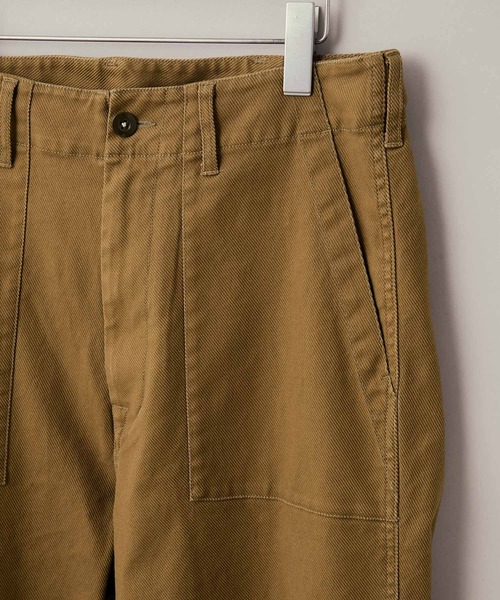 ADAM ET ROPE'（アダムエロペ）の「レフトハンドツイルベイカーパンツ（その他パンツ・メンズ・カーキ/ブラック系その他・M/L）」の5枚目の写真
