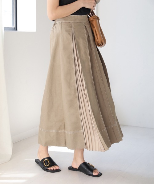 Bou Jeloud（ブージュルード）の「タックプリーツデニムスカート（デニムスカート・レディース・ナチュラル/インディゴブルー/ベージュ/カーキ・38）」の13枚目の写真