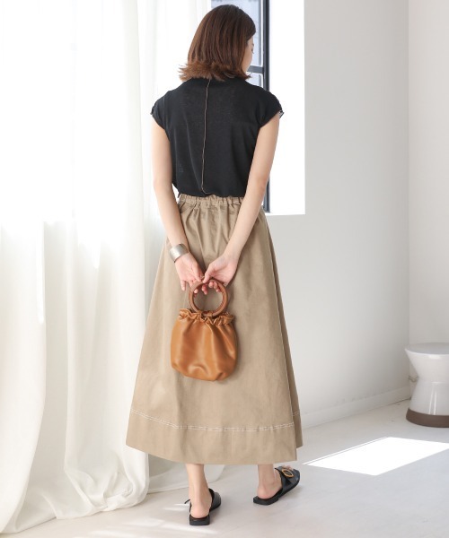 Bou Jeloud（ブージュルード）の「タックプリーツデニムスカート（デニムスカート・レディース・ナチュラル/インディゴブルー/ベージュ/カーキ・38）」の12枚目の写真